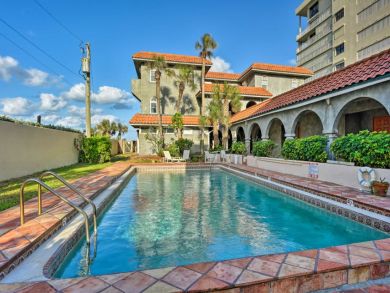 Cocoa Beach Home 933557