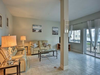 Cocoa Beach Home 933557