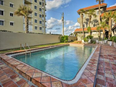 Cocoa Beach Home 933557