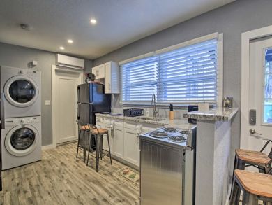 Tampa Home 933572