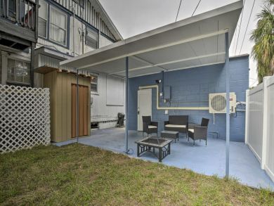 Tampa Home 933572