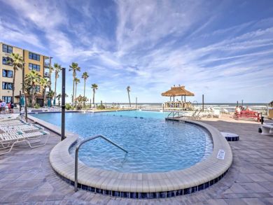 Daytona Beach Home 933576