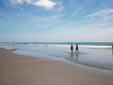 Daytona Beach Home 933576