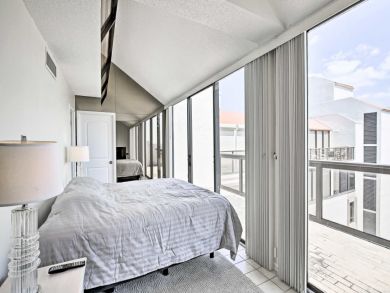 Clearwater Home 933578