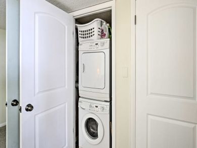 Clearwater Home 933578