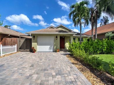 Naples Home 933580