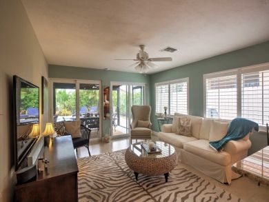 Naples Home 933580