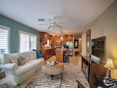 Naples Home 933580