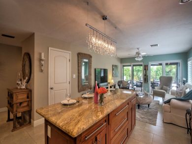 Naples Home 933580