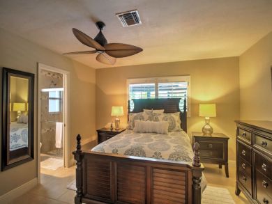 Naples Home 933580