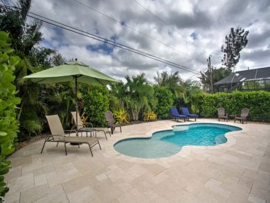 Naples Home 933580