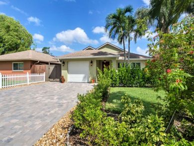 Naples Home 933580