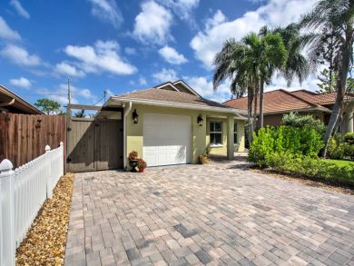 Naples Home 933580