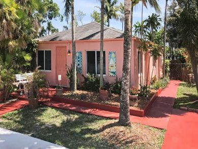 Hollywood Home 933585