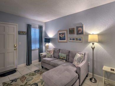 St. Petersburg Home 933592