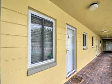 St. Petersburg Home 933592