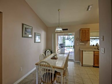 Daytona Beach Home 933595