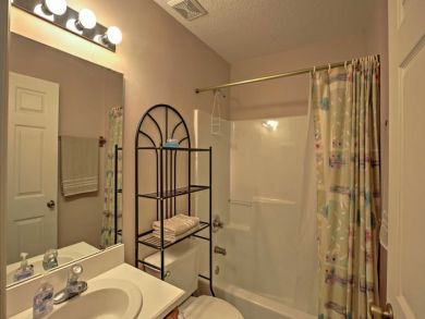 Daytona Beach Home 933595