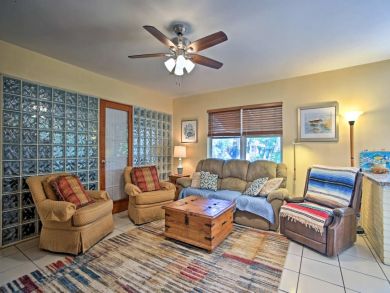 Hollywood Home 933603