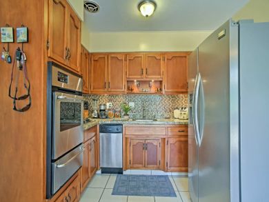Hollywood Home 933603