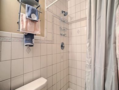 Hollywood Home 933603