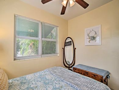 Hollywood Home 933603