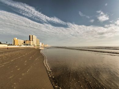 Daytona Beach Home 933616