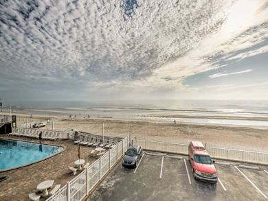 Daytona Beach Home 933616