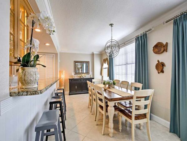 Experience Clearwater Beach Bliss in this Charming Condo