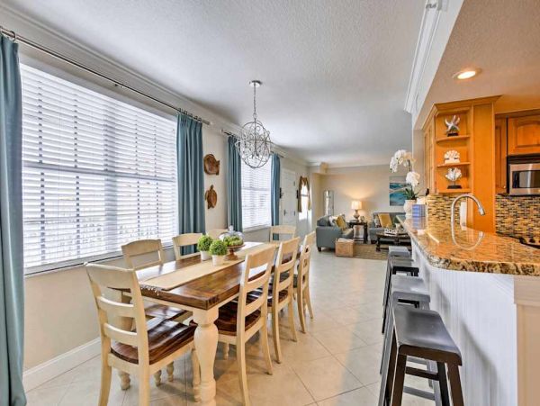 Experience Clearwater Beach Bliss in this Charming Condo