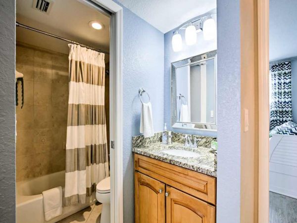 Experience Clearwater Beach Bliss in this Charming Condo