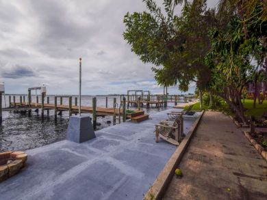Cape Coral Home 933620