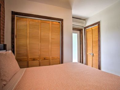Miami Beach Home 933626