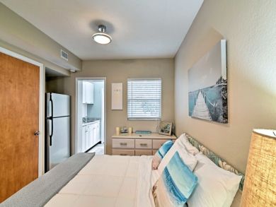 Clearwater Home 933631