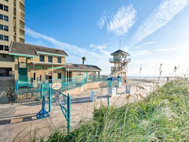 Daytona Beach Home 933646