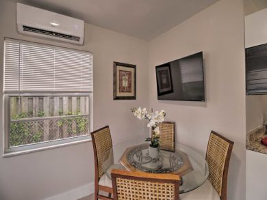 Palm Beach Home 933648