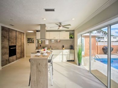 Naples Home 933655