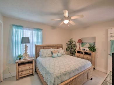 Naples Home 933655