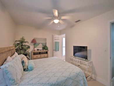 Naples Home 933655
