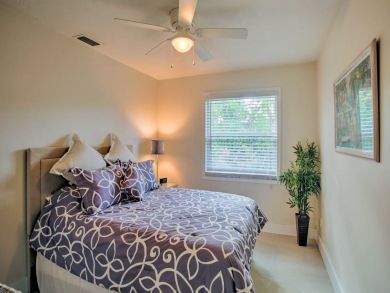 Naples Home 933655