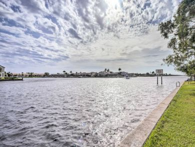 Naples Home 933661
