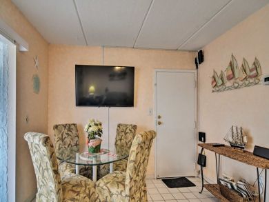 St. Petersburg Home 933663 St. Petersburg Home 933663
