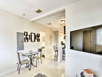 Miami Beach Home 933664 Miami Beach Home 933664