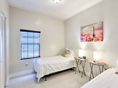 Miami Beach Home 933664 Miami Beach Home 933664