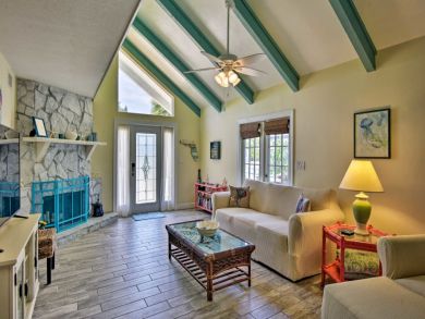 Cocoa Beach Home 933679
