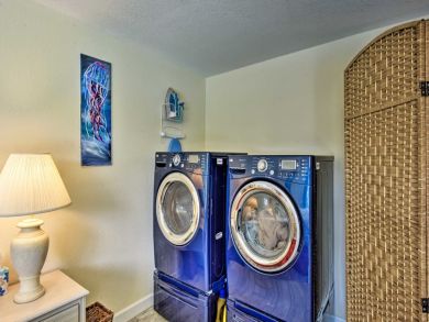Cocoa Beach Home 933679