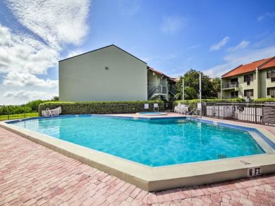 St. Petersburg Home 933684