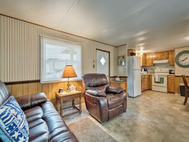 Other Cities  Florida Home 933689
