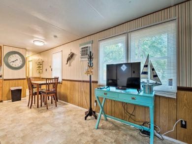 Other Cities  Florida Home 933689