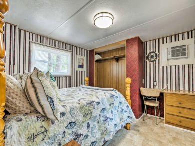 Other Cities  Florida Home 933689